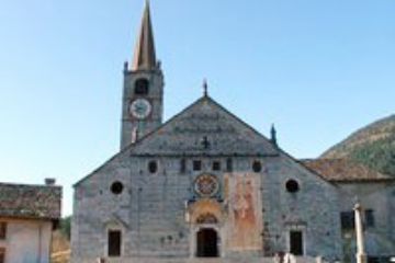 Parrocchiale di San Gaudenzio - Vista frontale del complesso